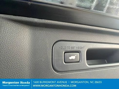 Used 2023 Honda Pilot EX-L image 31