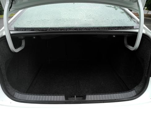 Used 2023 Volkswagen Jetta S FWD image 8