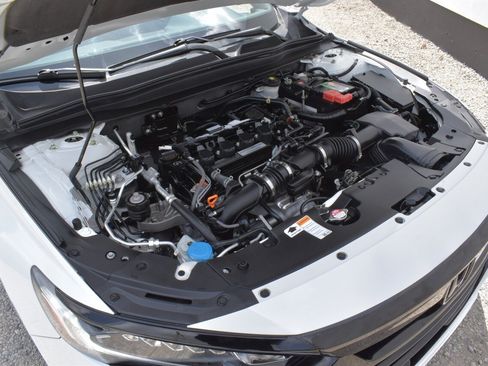 Used 2020 Honda Accord Sport image 30