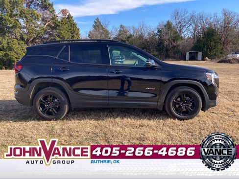 Used 2024 GMC Terrain AT4 w/ Tech Package image 8