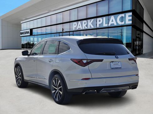 Used 2026 Acura MDX w/ Technology Package image 4