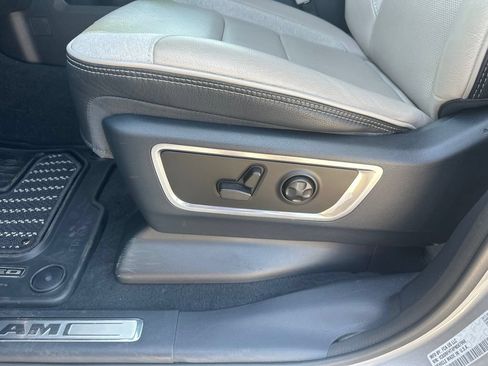 Used 2023 RAM 1500 Limited AWD/4WD image 16