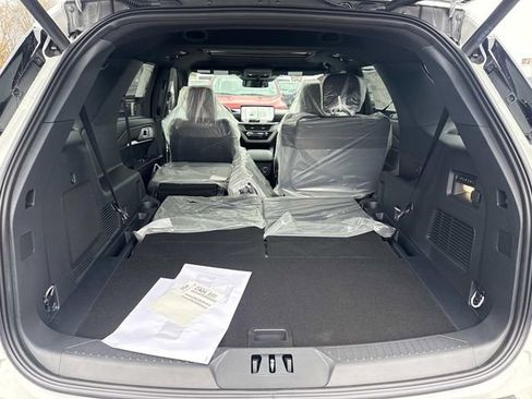 New 2026 Ford Explorer ST image 4