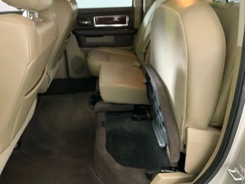 Used 2009 Dodge Ram 1500 Truck Laramie AWD/4WD image 30