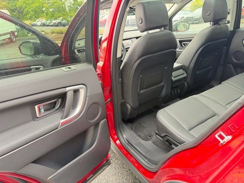 Used 2019 Land Rover Discovery Sport HSE AWD/4WD image 23