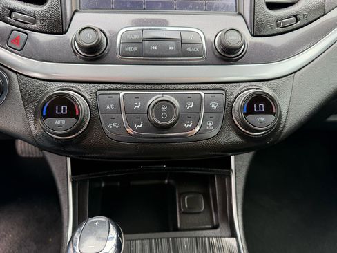 Used 2020 Chevrolet Impala LT image 14