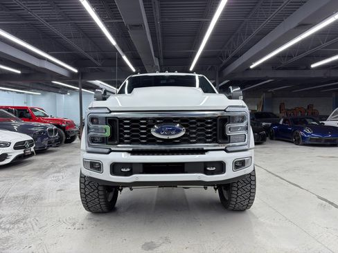 Used 2024 Ford F450 Platinum w/ FX4 Off-Road Package image 2