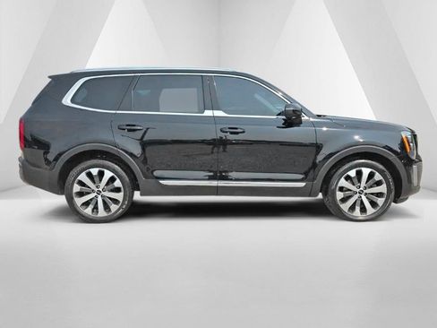 Used 2022 Kia Telluride EX w/ EX Premium Package FWD image 4