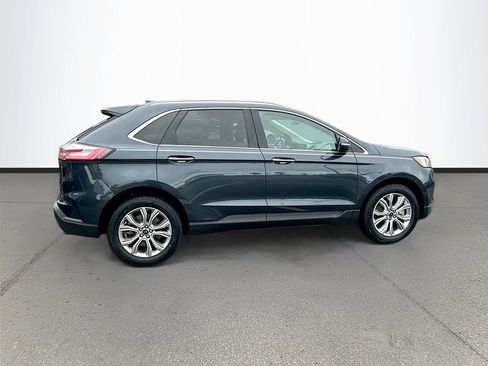 Used 2022 Ford Edge Titanium AWD/4WD image 8