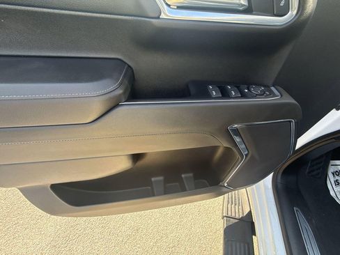 Used 2022 GMC Sierra 1500 Elevation image 28