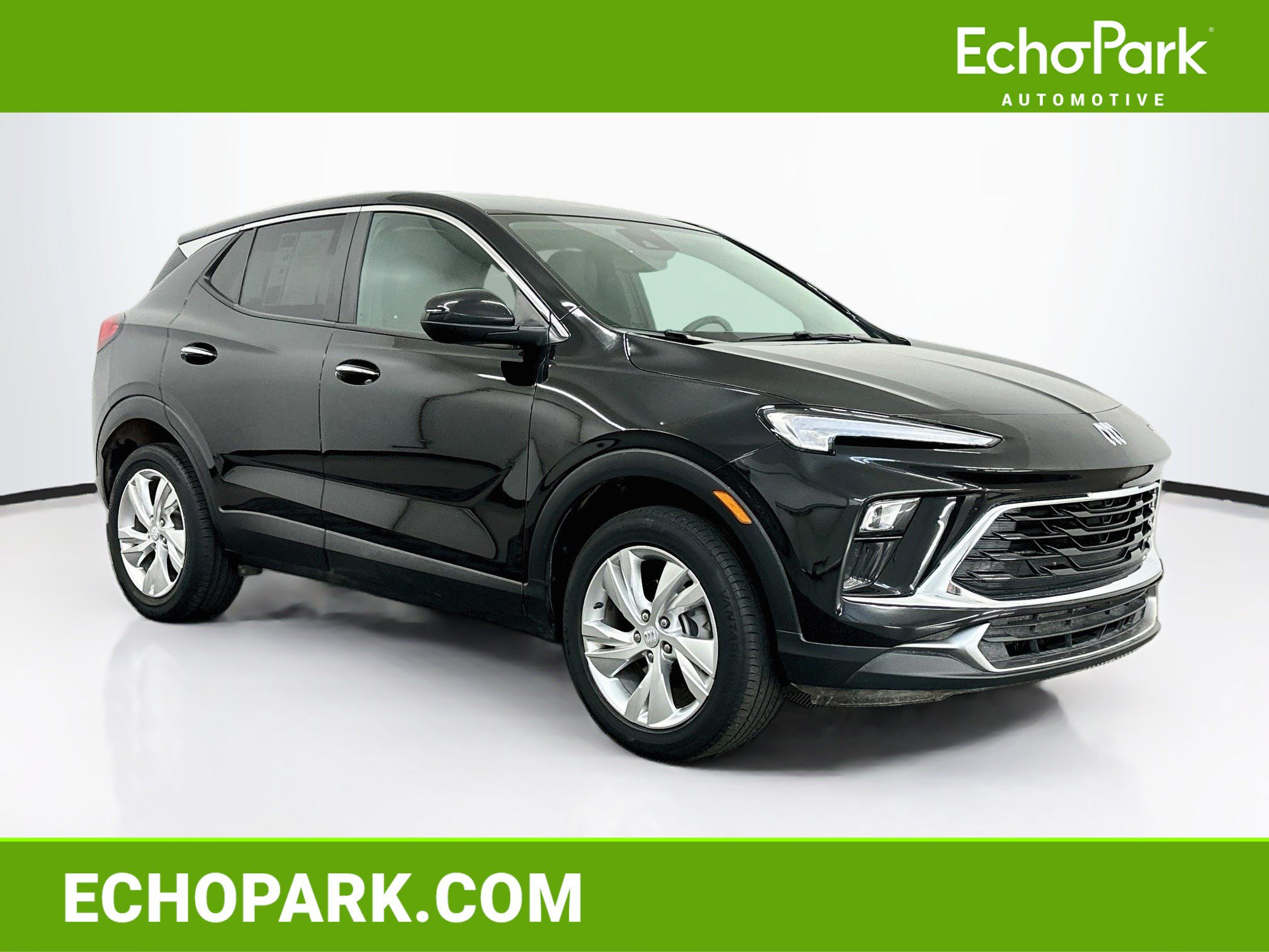 Used 2025 Buick Encore GX Preferred AWD/4WD image 1