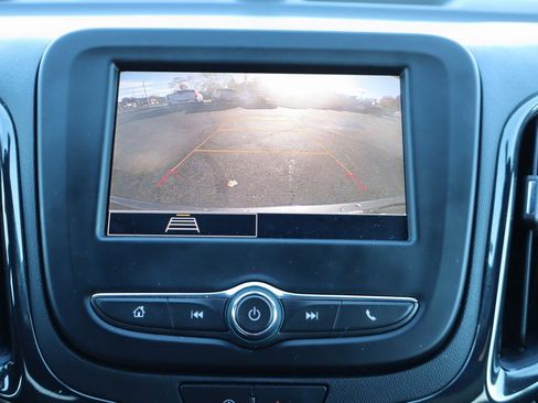 Used 2022 Chevrolet Equinox RS image 10