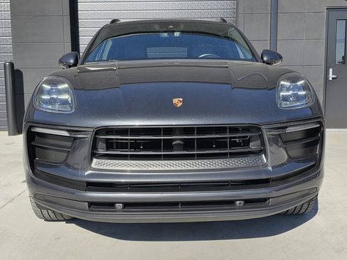 Used 2022 Porsche Macan image 9
