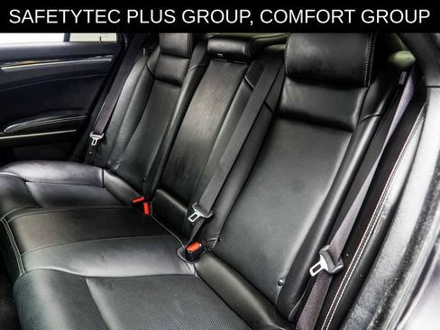 Used 2023 Chrysler 300 S w/ Comfort Group RWD image 42