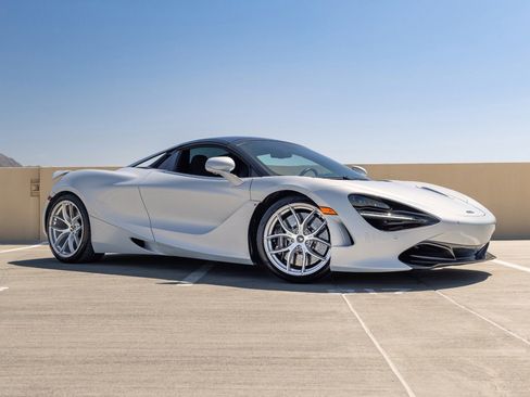 Used 2020 McLaren 720S Performance RWD image 4