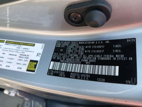 Used 2024 Toyota Corolla Cross AWD Hybrid image 10