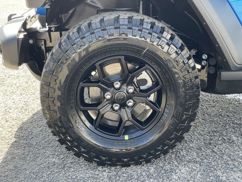 New 2026 Jeep Wrangler Sport AWD/4WD image 40