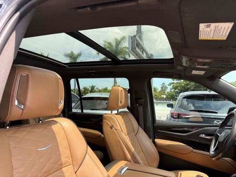 Used 2022 Cadillac Escalade ESV Sport w/ Touring Package AWD/4WD image 49