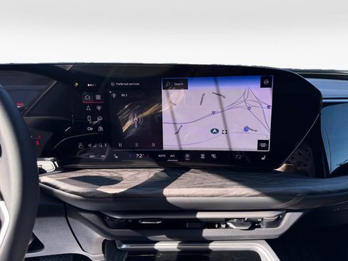 New 2025 Audi Q5 Premium Plus image 17