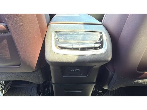 Used 2021 Cadillac XT6 Premium Luxury w/ LPO, ONYX Package AWD/4WD image 34