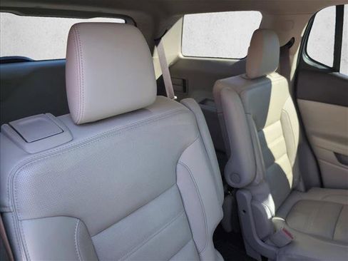 Used 2018 GMC Acadia Denali w/ Technology Package image 23