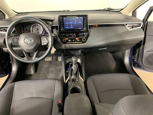 Used 2022 Toyota Corolla LE image 31