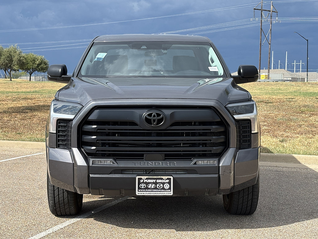 Used 2022 Toyota Tundra SR5 AWD/4WD image 3