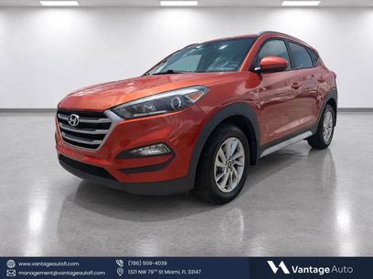 Used 2017 Hyundai Tucson SE w/ SE Popular Package 02