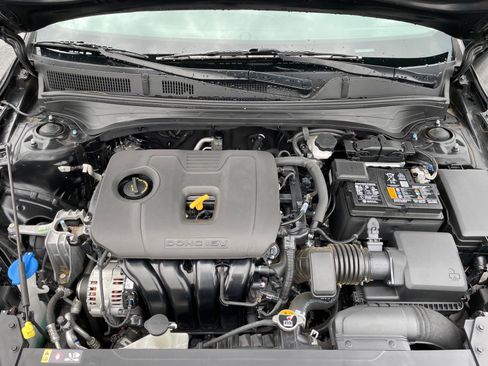 Certified 2024 Kia Forte LXS FWD image 17