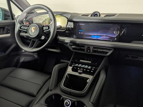 New 2026 Porsche Cayenne AWD/4WD image 22