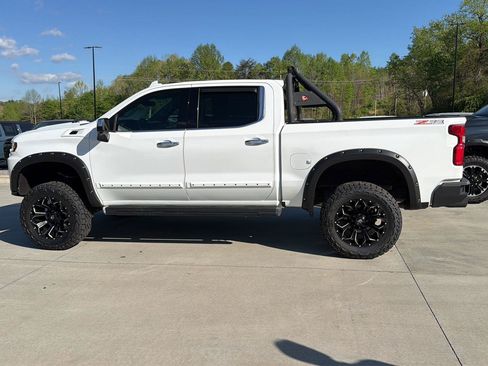 Used 2019 Chevrolet Silverado 1500 LTZ w/ LTZ Premium Package AWD/4WD image 6