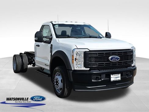 New 2026 Ford F550 4x4 Regular Cab Super Duty image 1