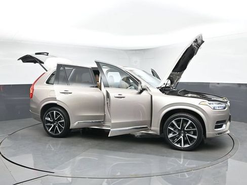 Used 2024 Volvo XC90 B6 Ultimate w/ Protection Package Premier AWD/4WD image 53
