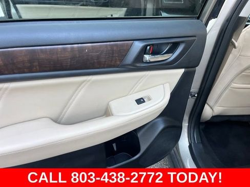 Used 2019 Subaru Outback 2.5i Limited AWD/4WD image 13