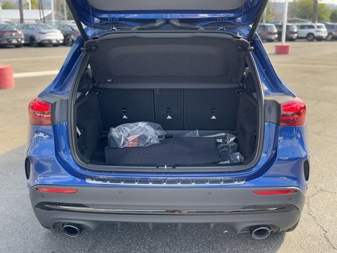 New 2025 Mercedes-Benz GLA 35 AMG 4MATIC image 14