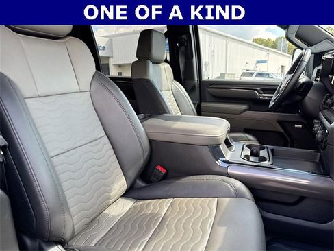 Certified 2024 Chevrolet Silverado 2500 ZR2 w/ LPO, Dark Essentials Package image 29