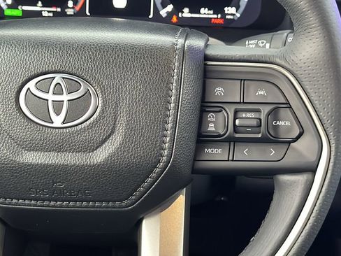 Used 2025 Toyota 4Runner TRD Off-Road Premium w/ Tow Technology Package image 30