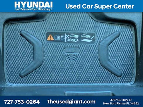 Used 2020 Chevrolet Colorado Z71 AWD/4WD image 27