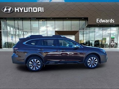 Used 2024 Subaru Outback Touring XT image 8