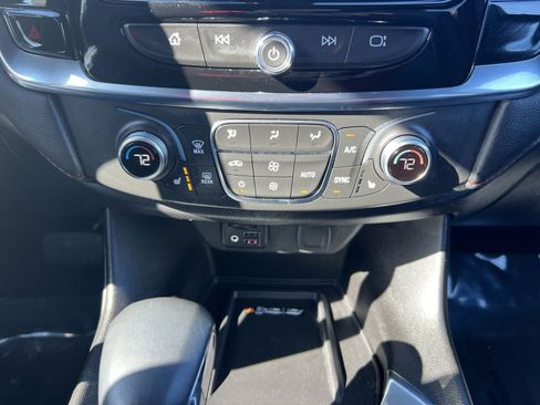 Used 2023 Chevrolet Traverse RS w/ LPO, Cargo Package image 21