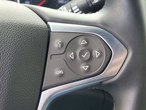 Used 2023 Chevrolet Traverse LT w/ LPO, Floor Liner Package AWD/4WD image 10