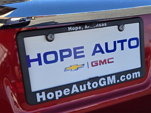 Used 2023 GMC Terrain SLE image 16