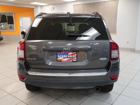Used 2017 Jeep Compass High Altitude AWD/4WD image 9