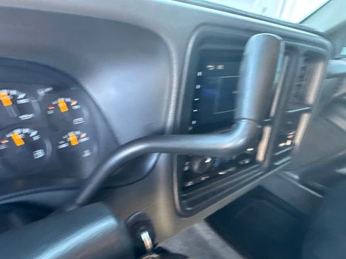 Used 2005 Chevrolet Silverado 2500 LS AWD/4WD image 20