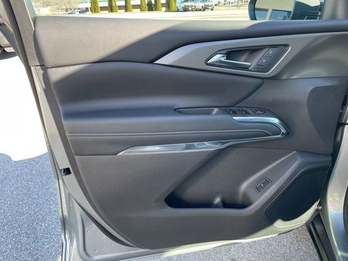 New 2026 Chevrolet Traverse LT w/ Driver Confidence Package image 5