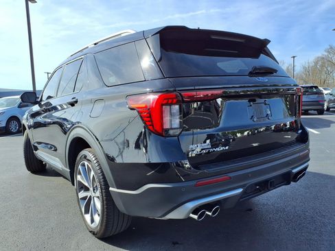 Used 2025 Ford Explorer Platinum w/ Ultimate Package image 34