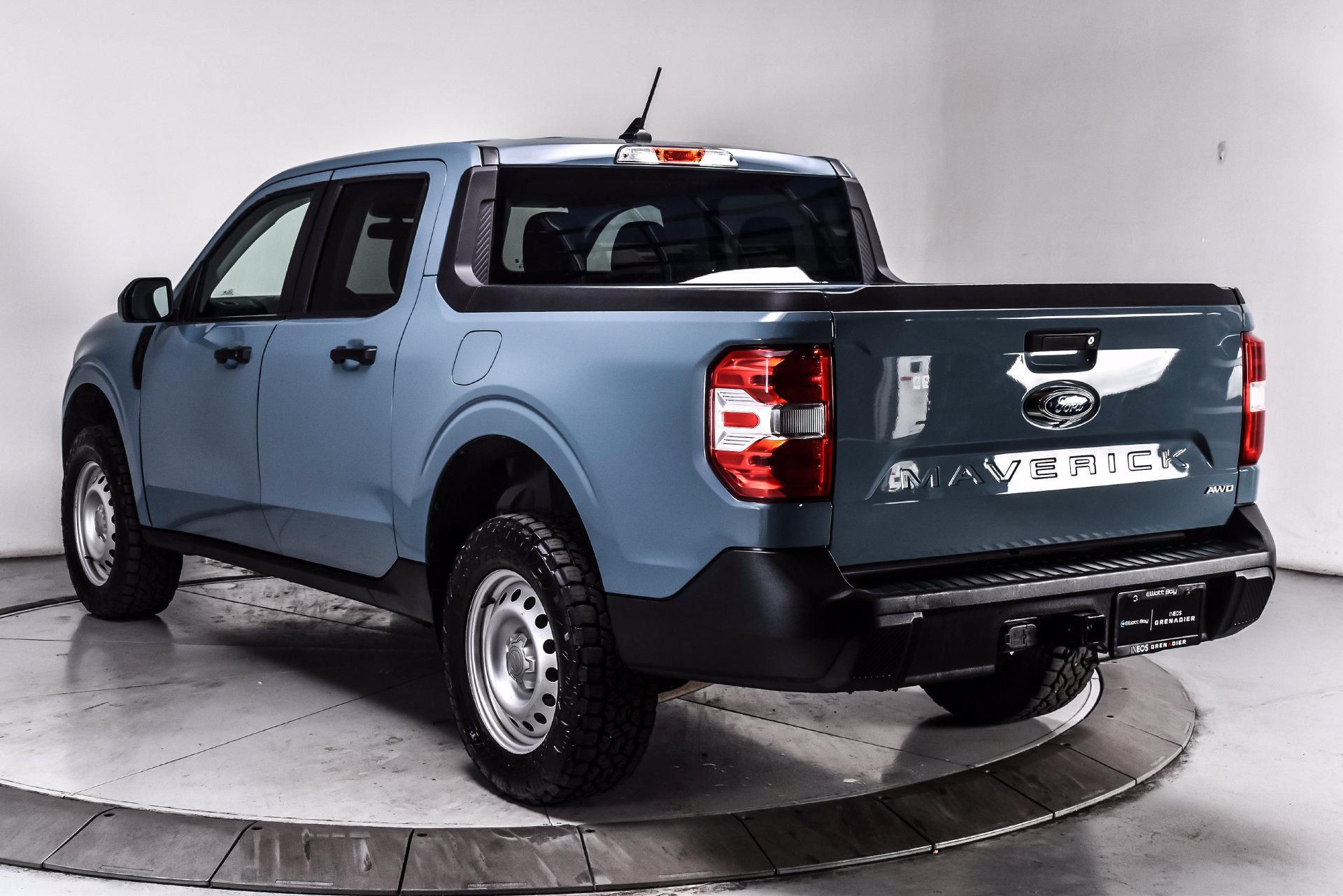 Used 2022 Ford Maverick XL w/ Equipment Group 100A Standard AWD/4WD image 4