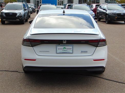 Used 2024 Honda Accord Sport image 5