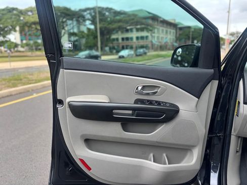 Used 2020 Kia Sedona LX image 16