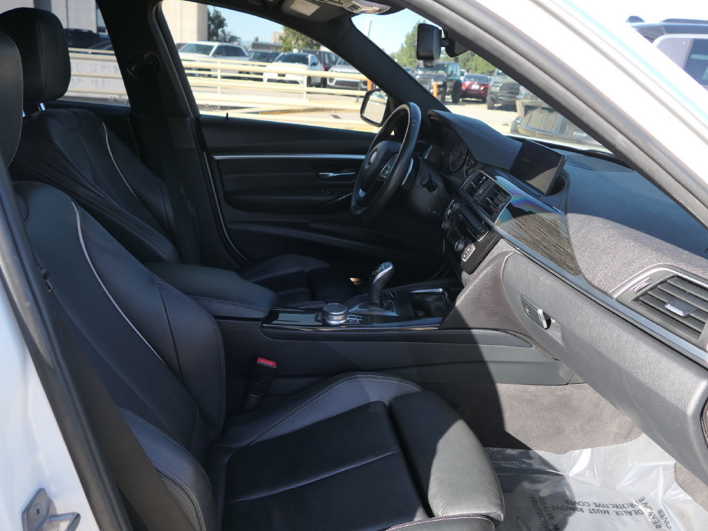 Used 2018 BMW 330i Sedan RWD image 29